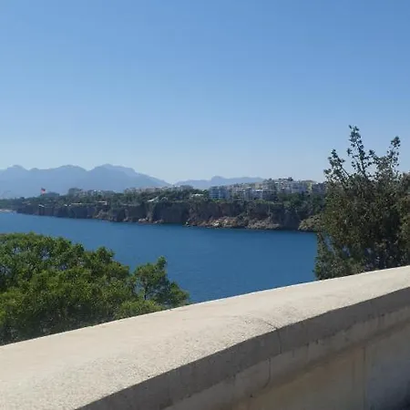 In Kaleici On The Coast - Turkey * 安塔利亚